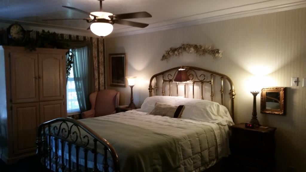 פורט אנג'לס Rooster Hill Guest House חדר תמונה